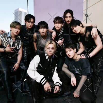 flat750x075f pad750x750f8f8f8 22 - Stray Kids UK Merch