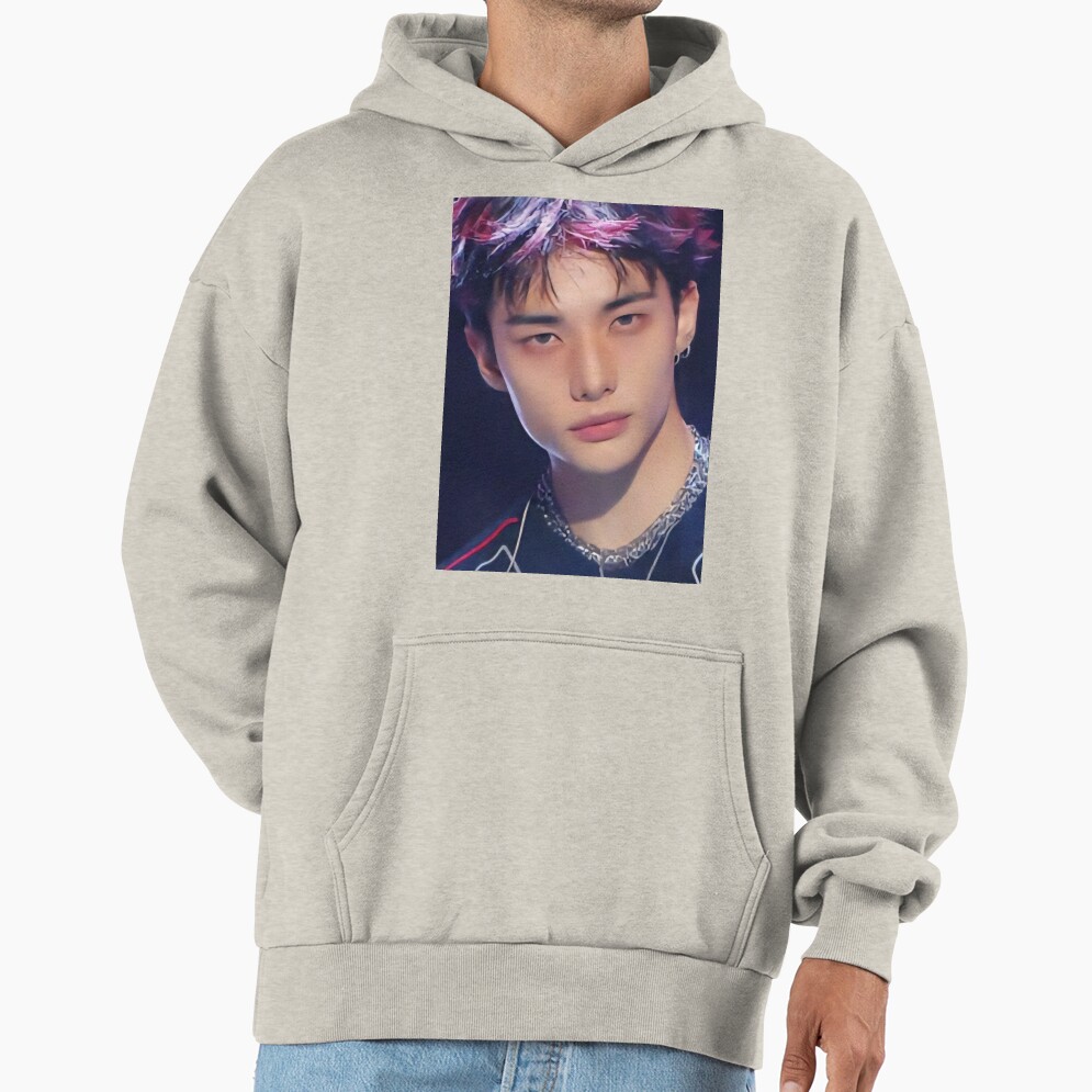 Hyunjin Photocard Vampire Stray Kids Hoodie - Image 3