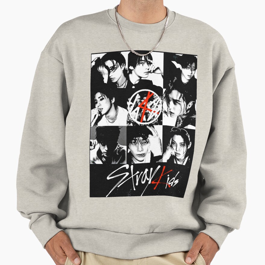 Stray Kids Black And White T Shirt Sweatshirt - Image 3