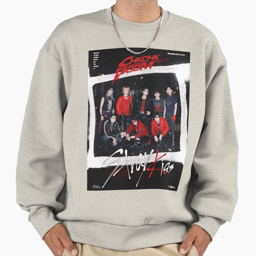 Stray Kids Dominate World Tour Sweatshirt - Image 3