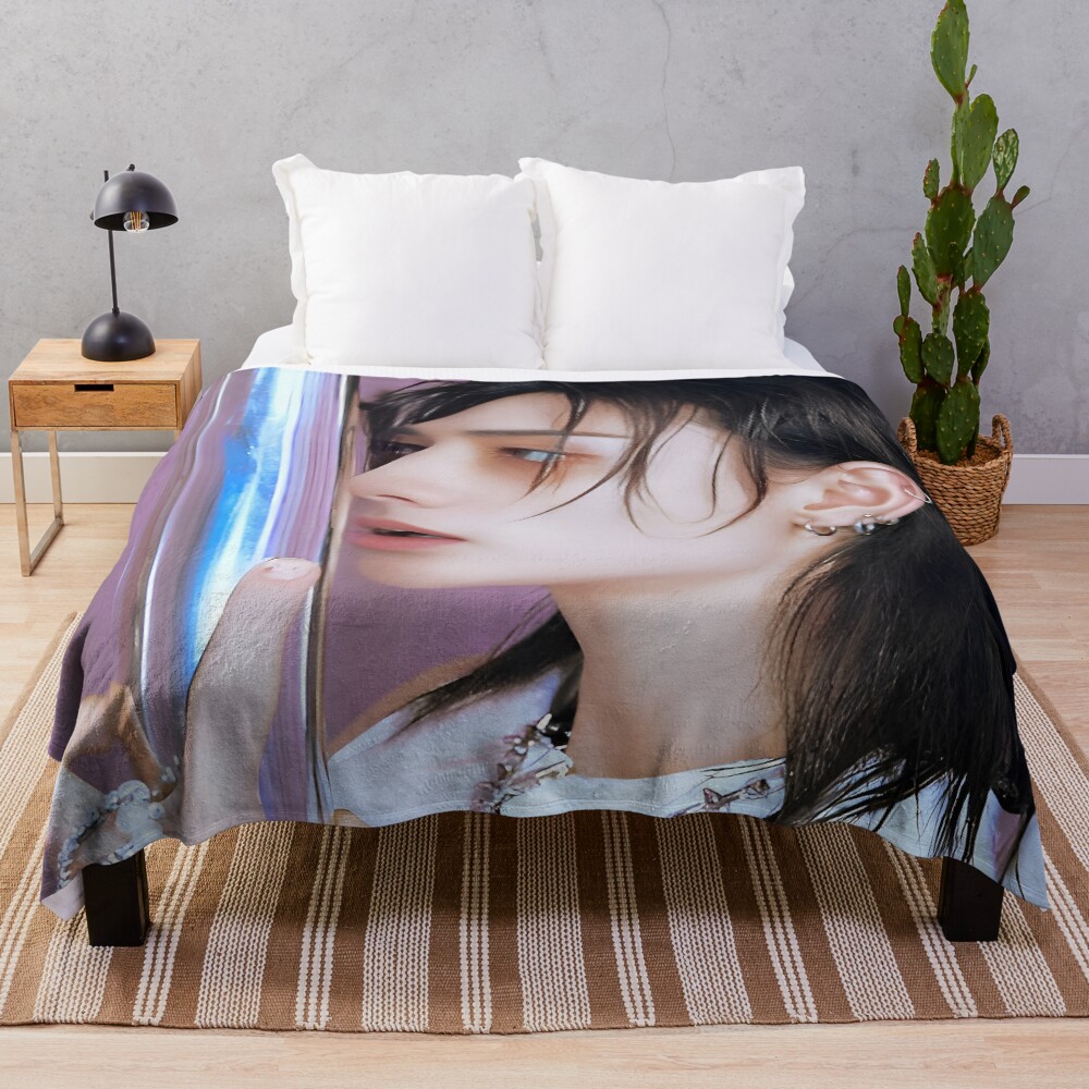Hyunjin Stray Kids Throw Blanket