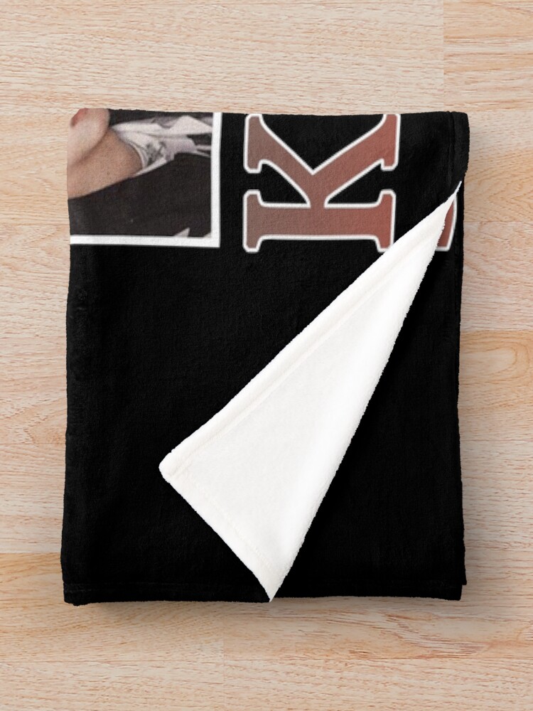 Stray Kids Vintage Retro Band Style 90s Throw Blanket - Image 2