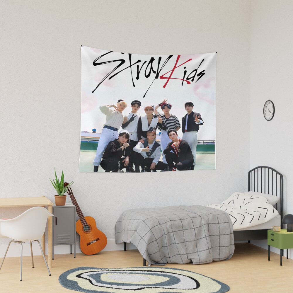 Stray Kids Dominate World Tour Tapestry